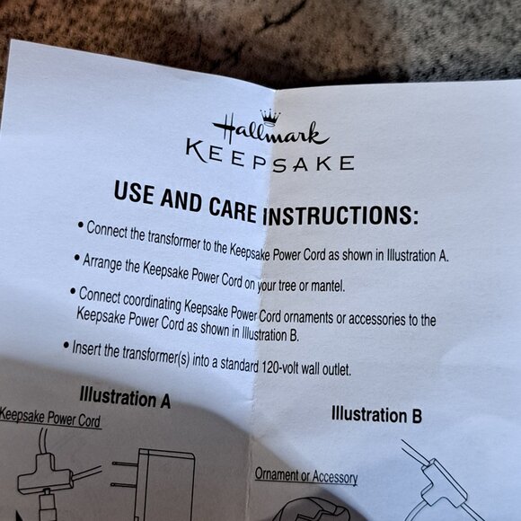 Hallmark Keepsake Angelic Candlelight Christmas Tree Ornament 2020 - Picture 12 of 12